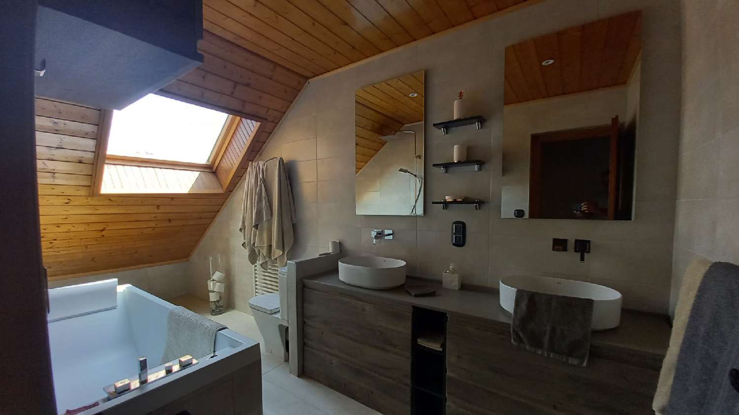  te koop dorpshuis Charcier Jura 8