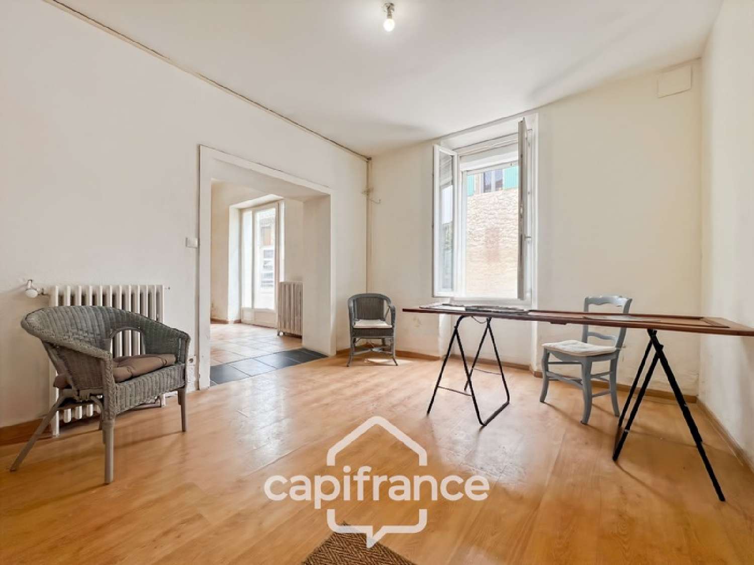 en venta casa de pueblo Charleval Bocas del Ródano 1