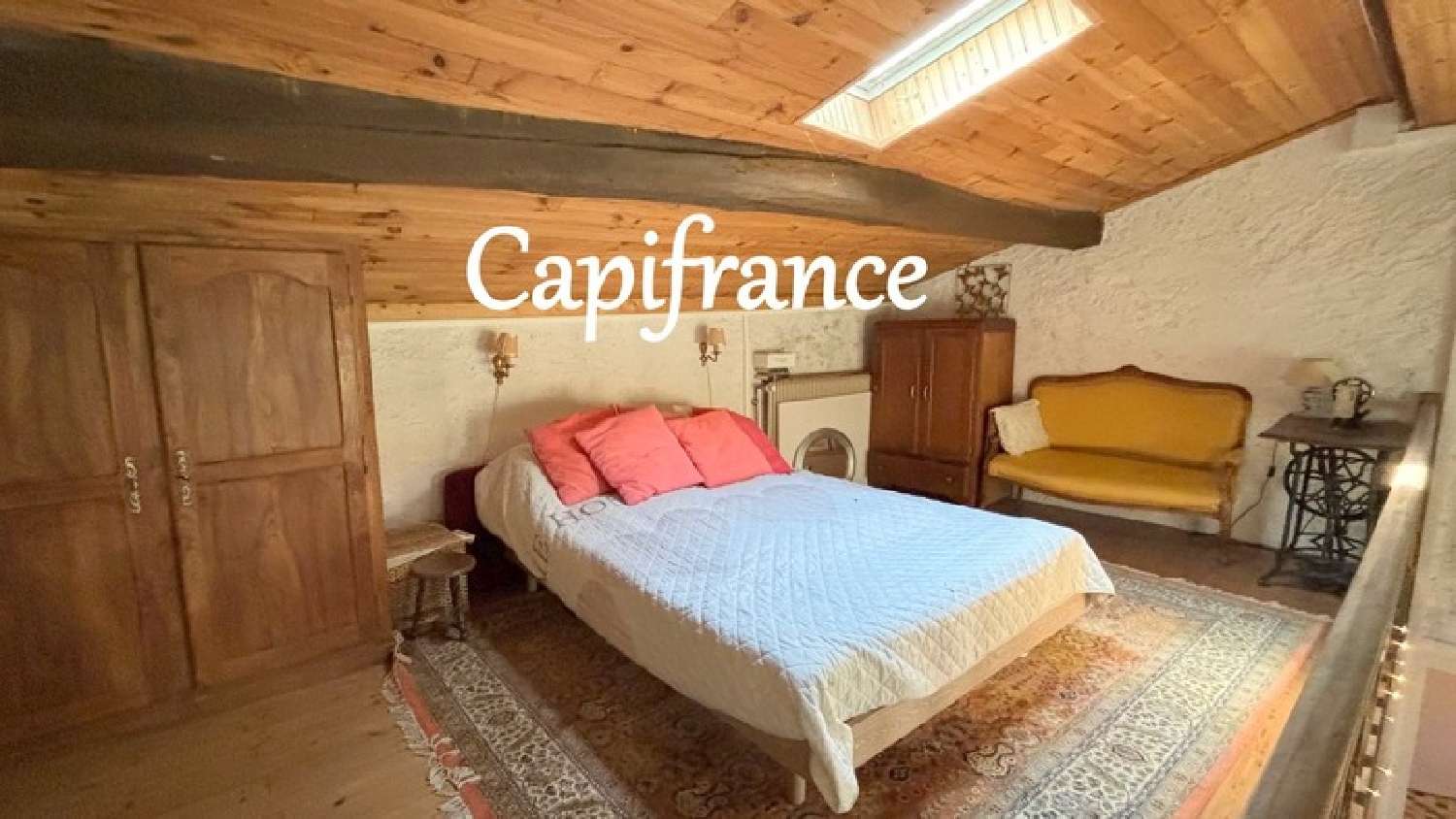 à vendre maison de village Fenioux Charente-Maritime 5