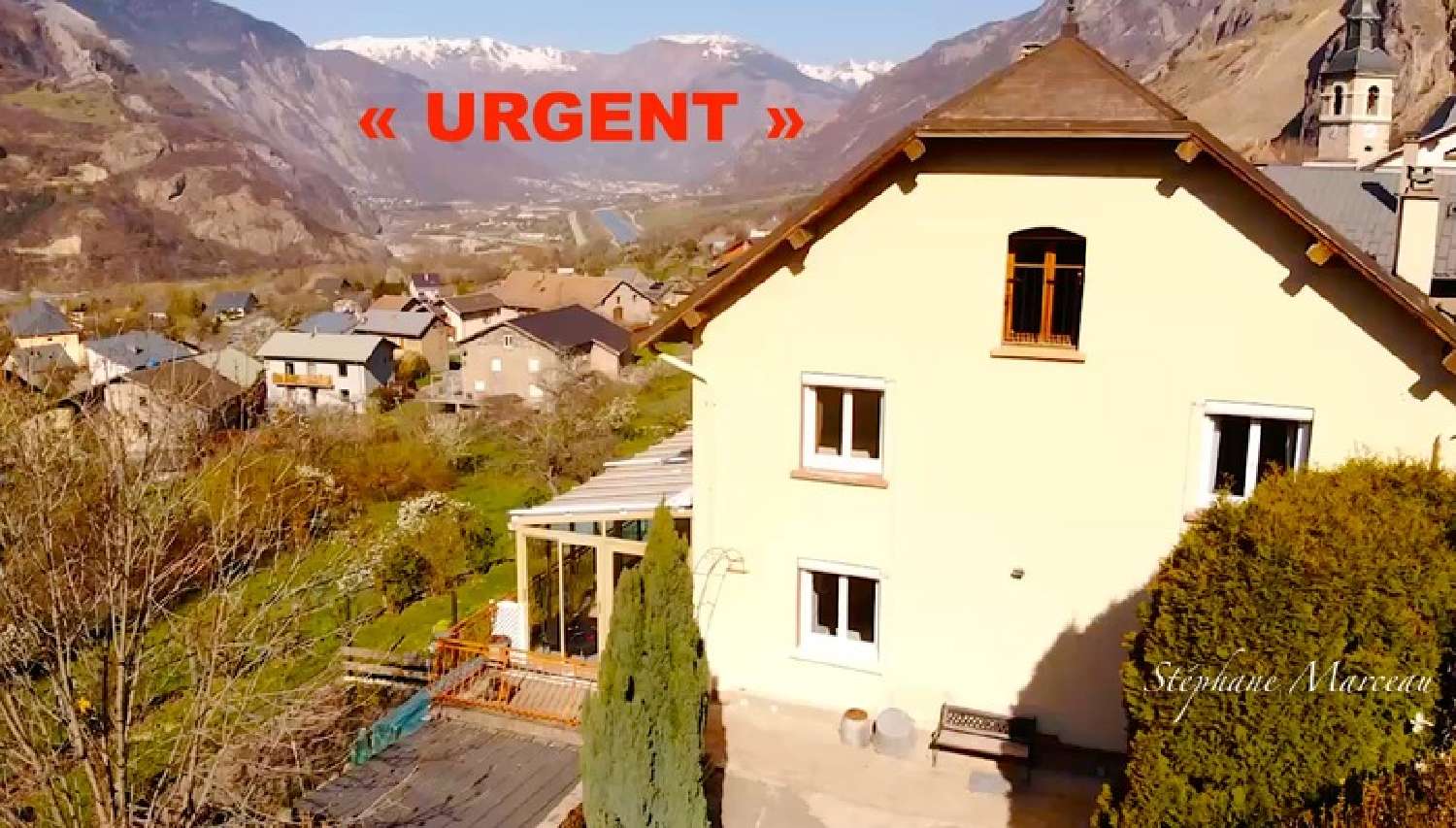  te koop dorpshuis Saint-Martin-de-la-Porte Savoie 1