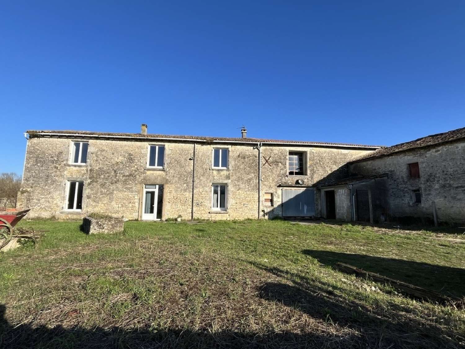  kaufen Haus Loulay Charente-Maritime 1