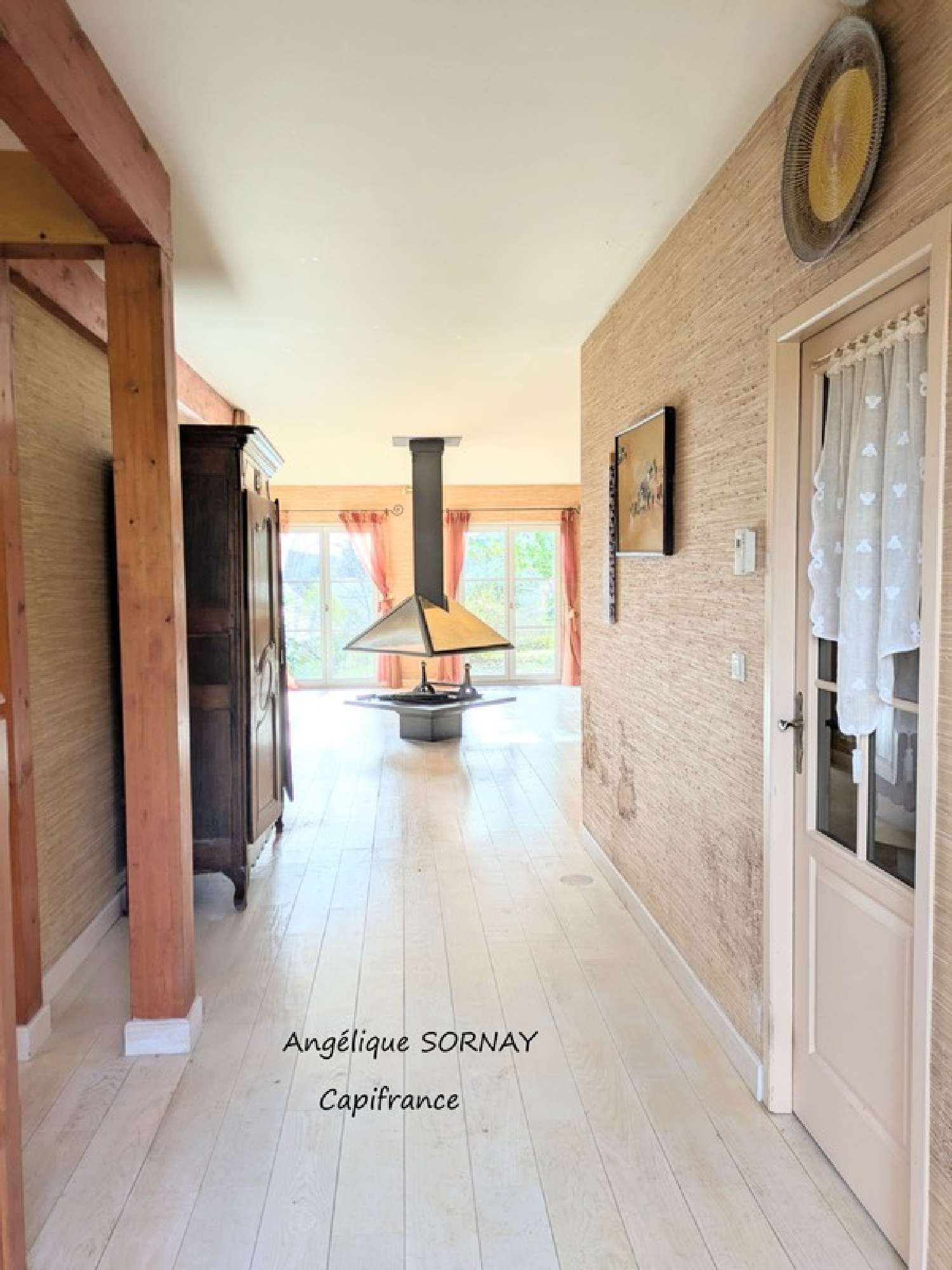  à vendre maison Saint-Laurent-la-Roche Jura 4