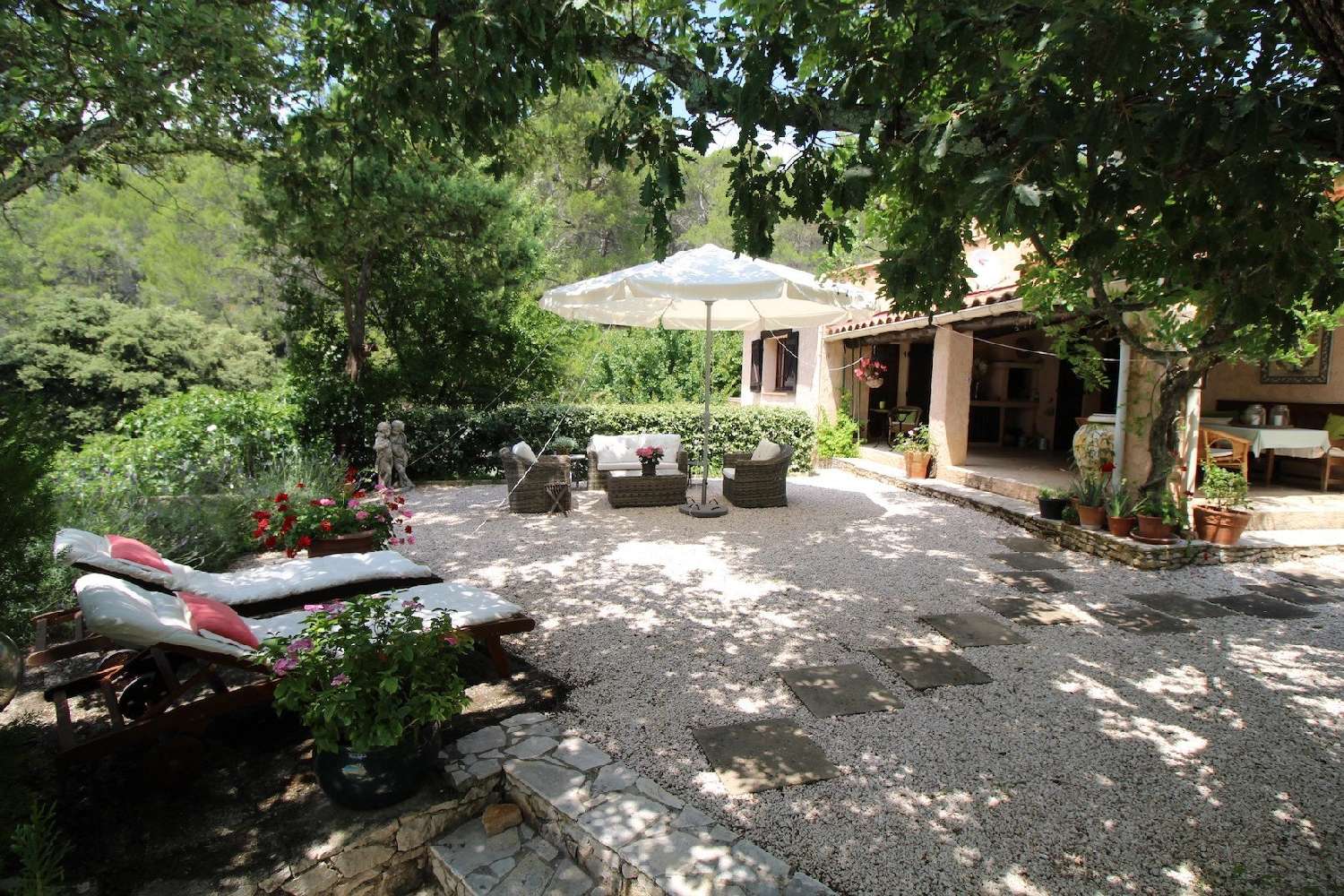  kaufen Villa Cabasse Var 7