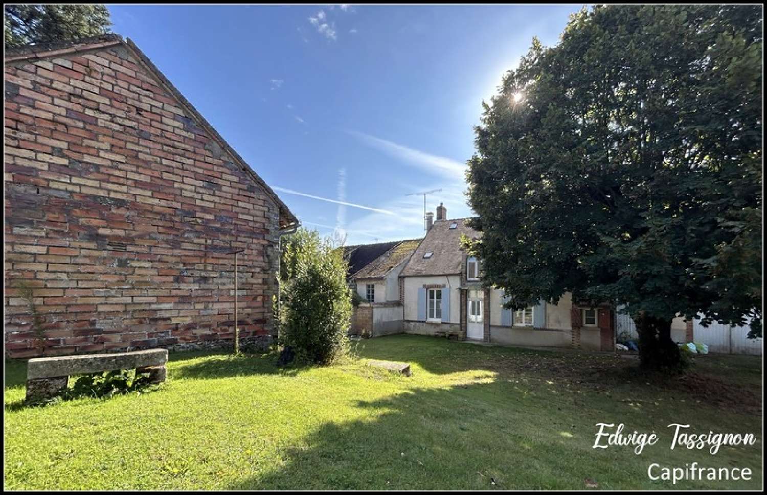  à vendre maison de village Dollot Yonne 2