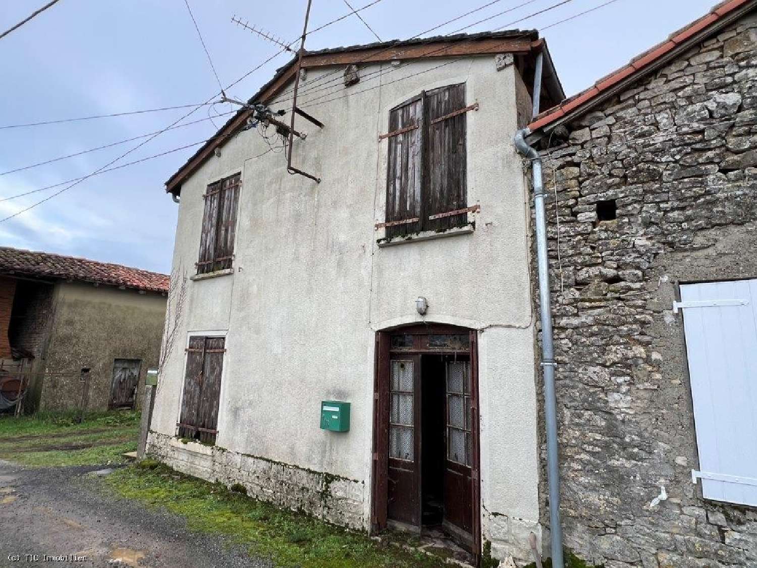  kaufen Haus Champagne-Mouton Charente 1