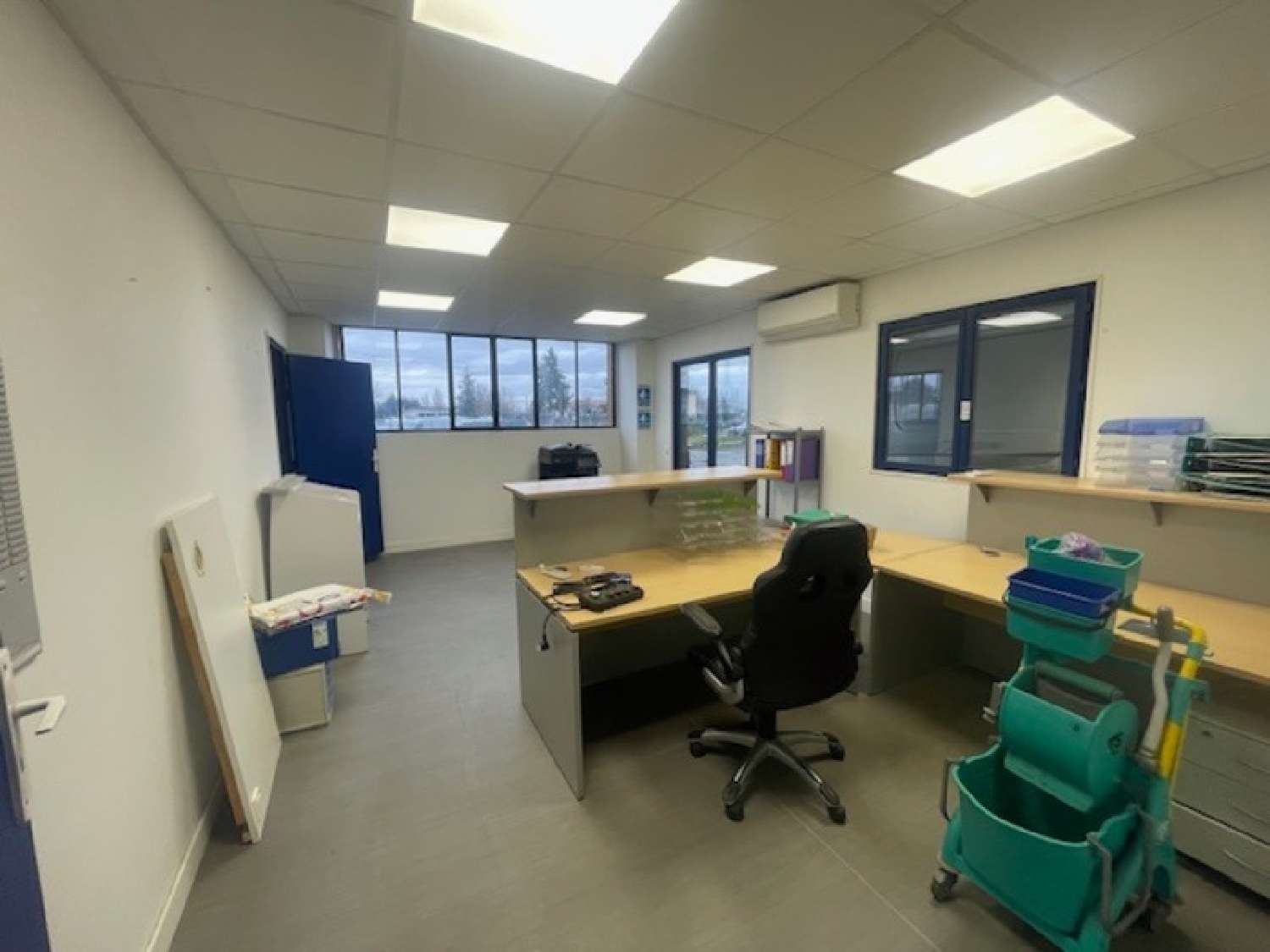  for sale office Tarbes Hautes-Pyrénées 2