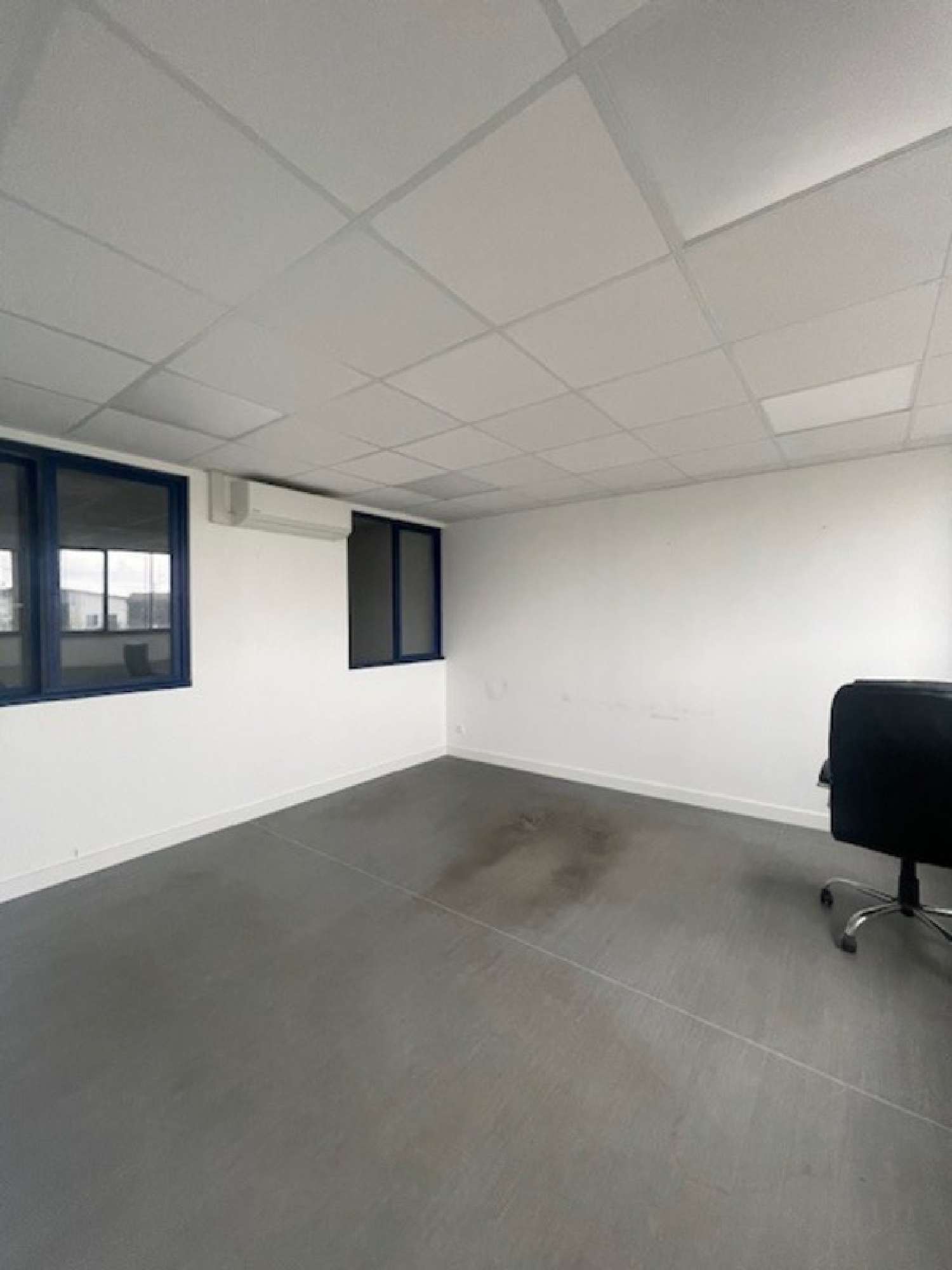  for sale office Tarbes Hautes-Pyrénées 5