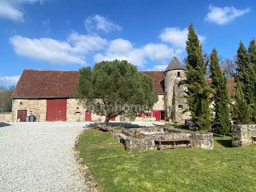  te koop kasteel Arnac-la-Poste Haute-Vienne 2