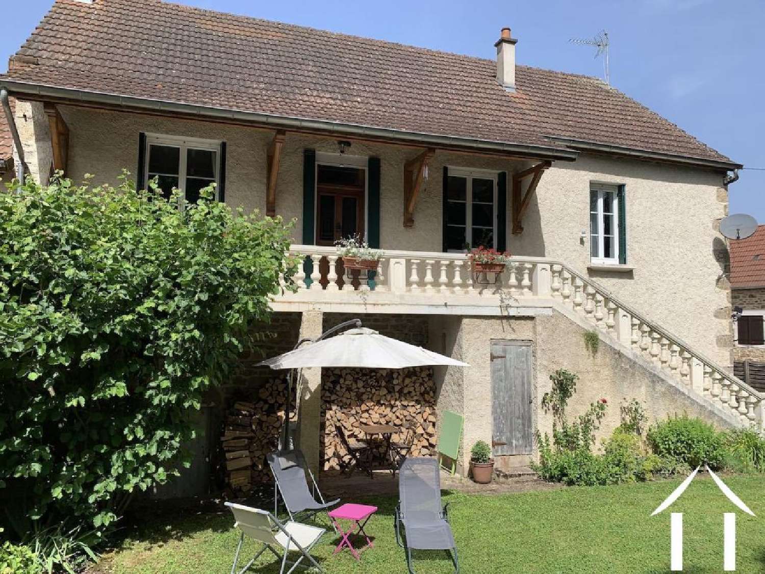  à vendre maison Dennevy Saône-et-Loire 1