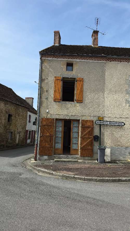 Lussac-les-Églises Haute-Vienne huis foto 7056065