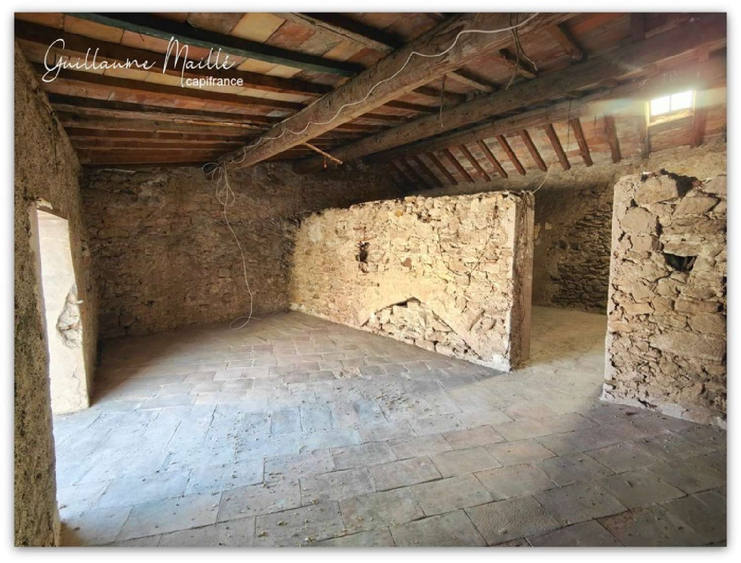  à vendre maison Néffiès Hérault 2