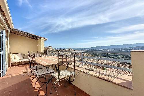 Grimaud Var Dorfhaus Bild 7054125