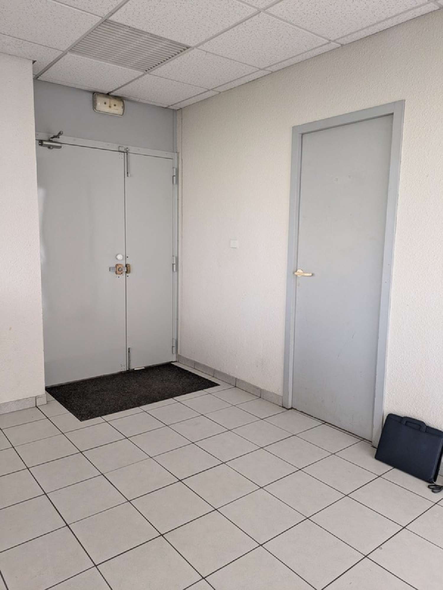  for sale office Grenoble 38100 Isère 8