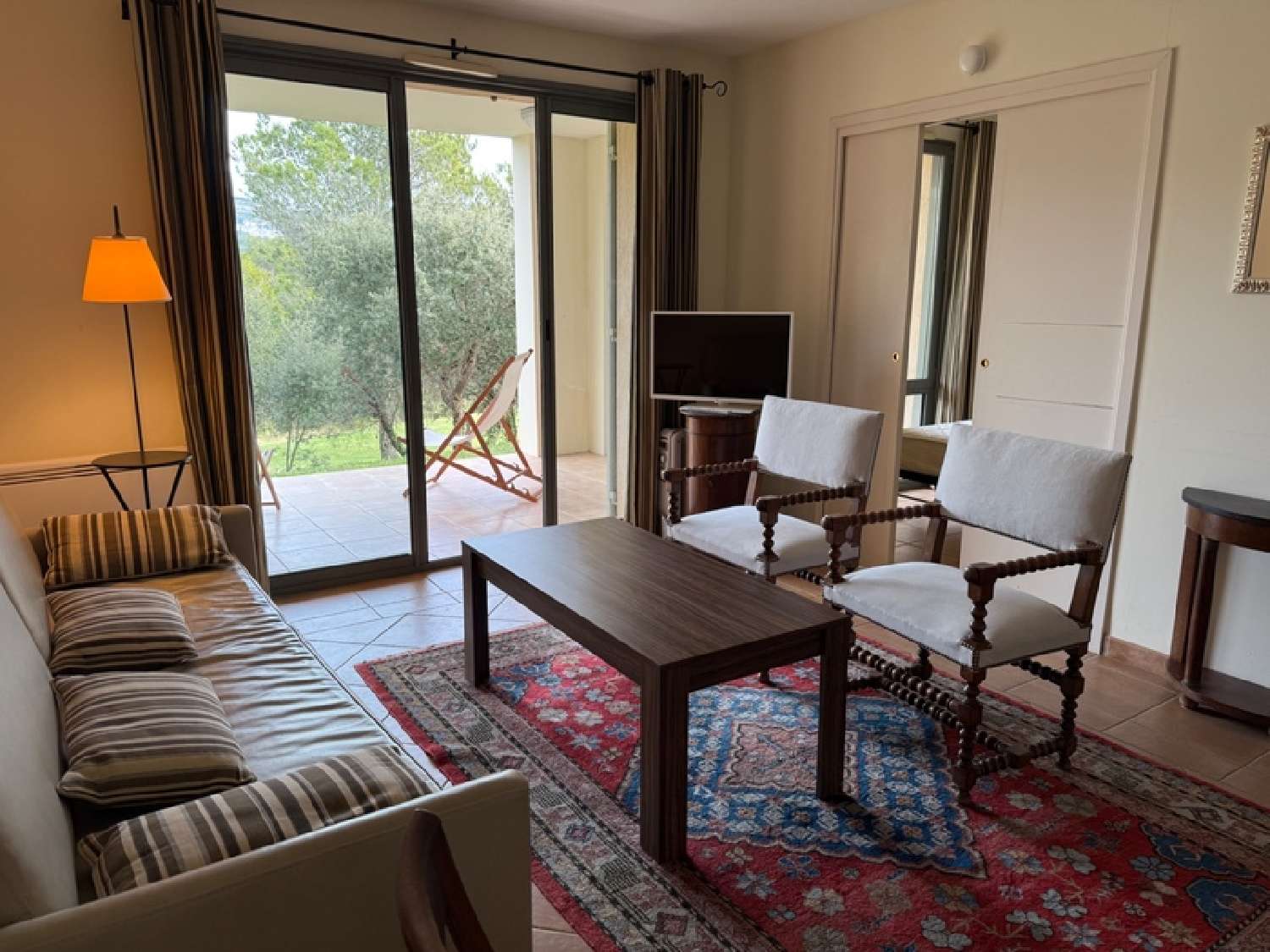  à vendre appartement L'Isle-sur-la-Sorgue Vaucluse 2