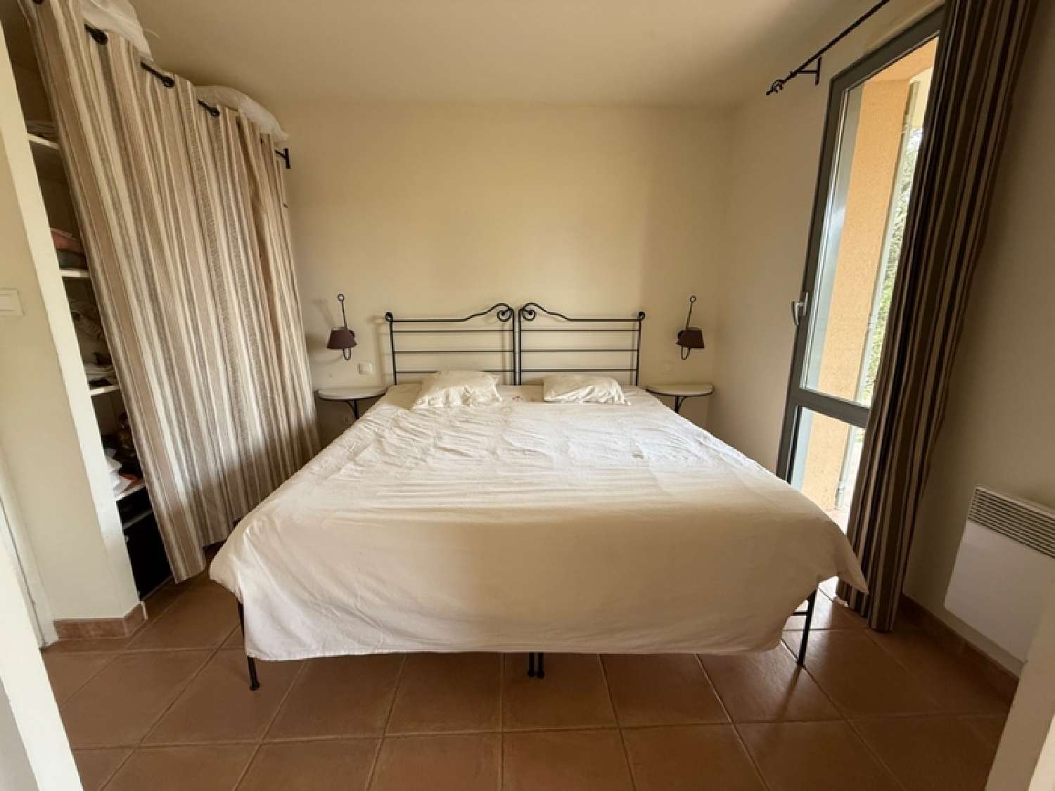 à vendre appartement L'Isle-sur-la-Sorgue Vaucluse 4