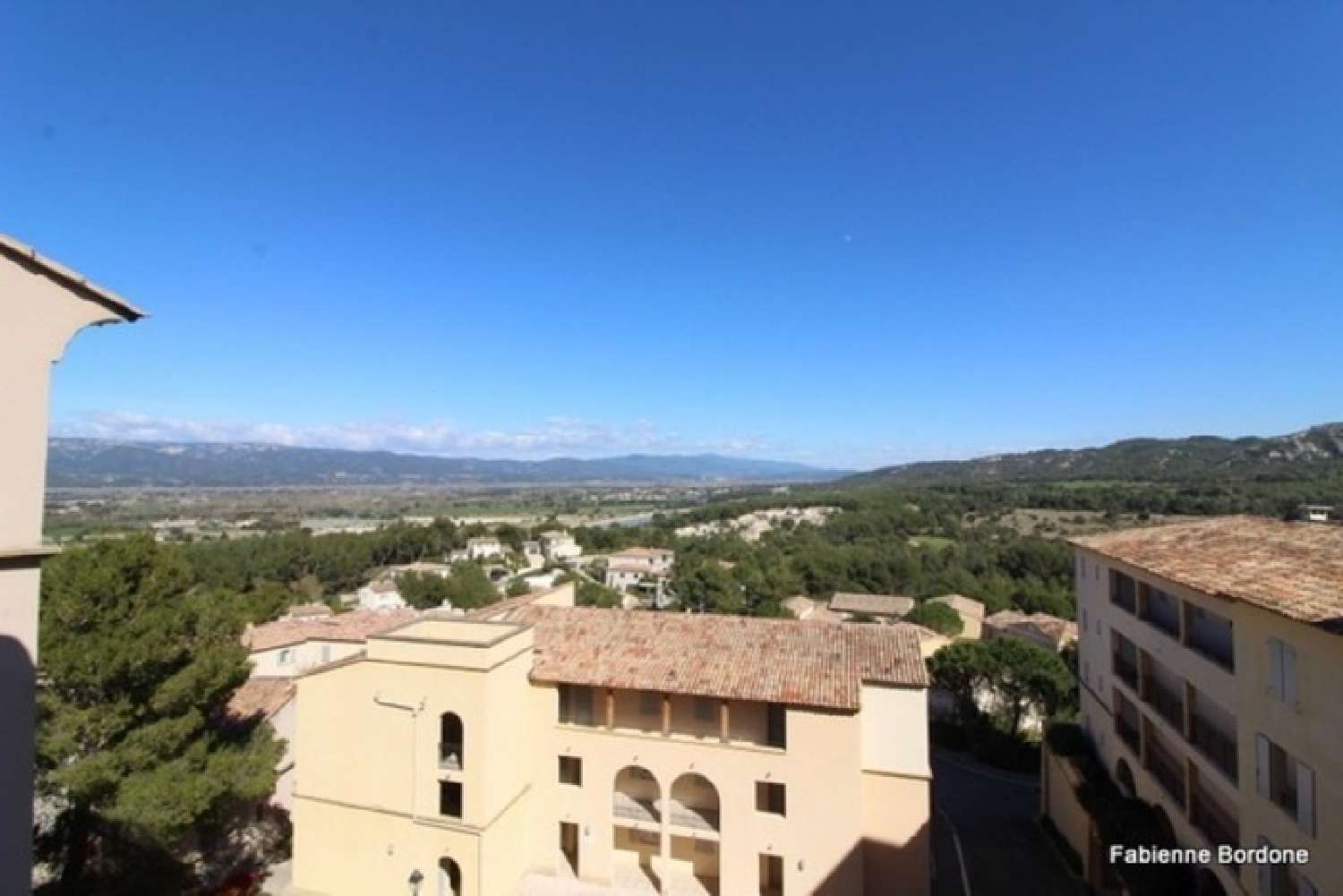  à vendre appartement Mallemort Bouches-du-Rhône 1