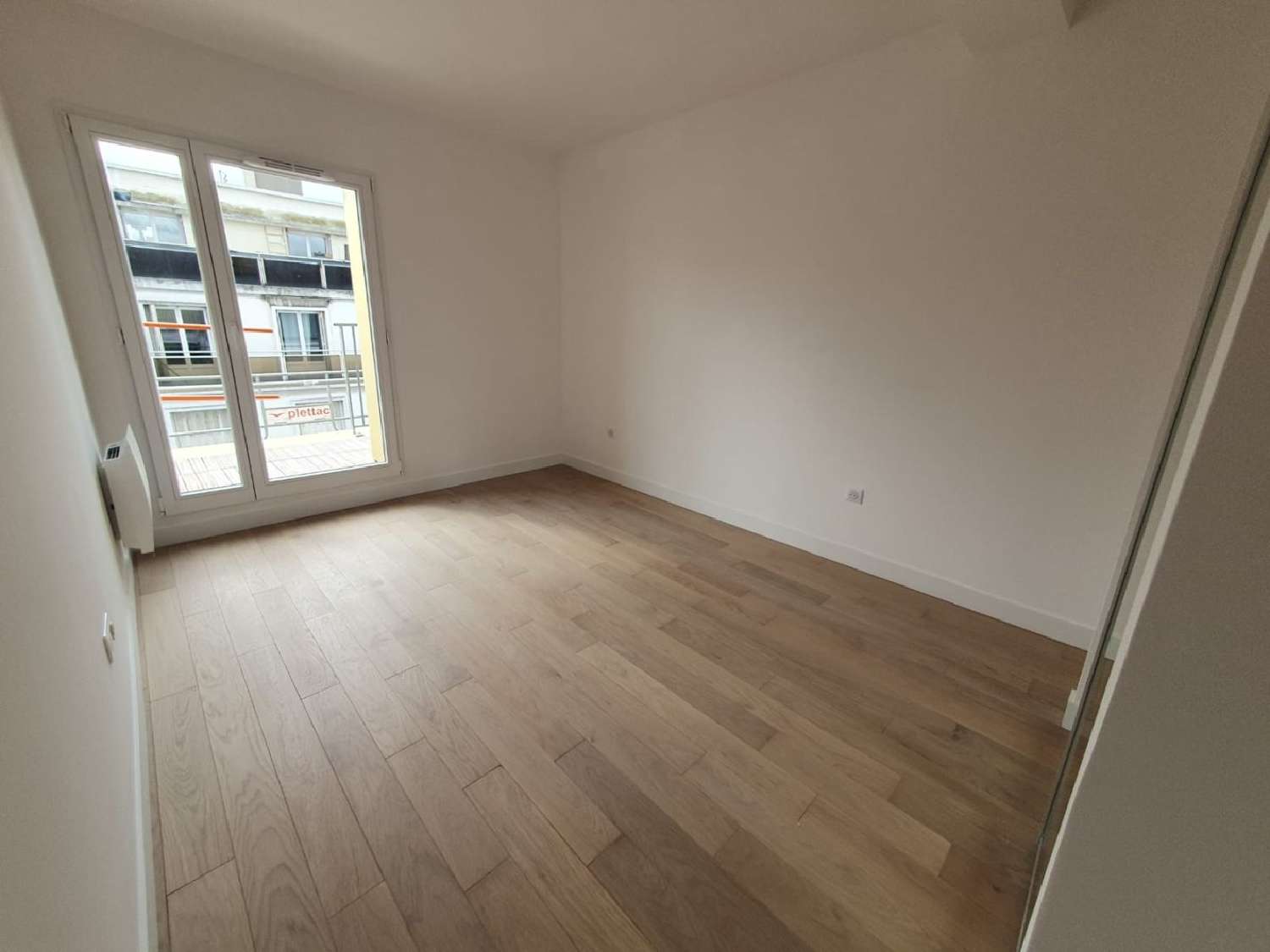  for sale apartment Paris 18e Arrondissement Paris (Seine) 2