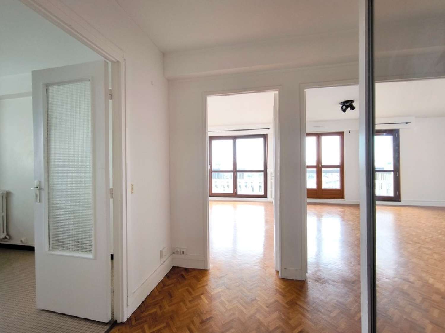  for sale apartment Rueil-Malmaison Hauts-de-Seine 3