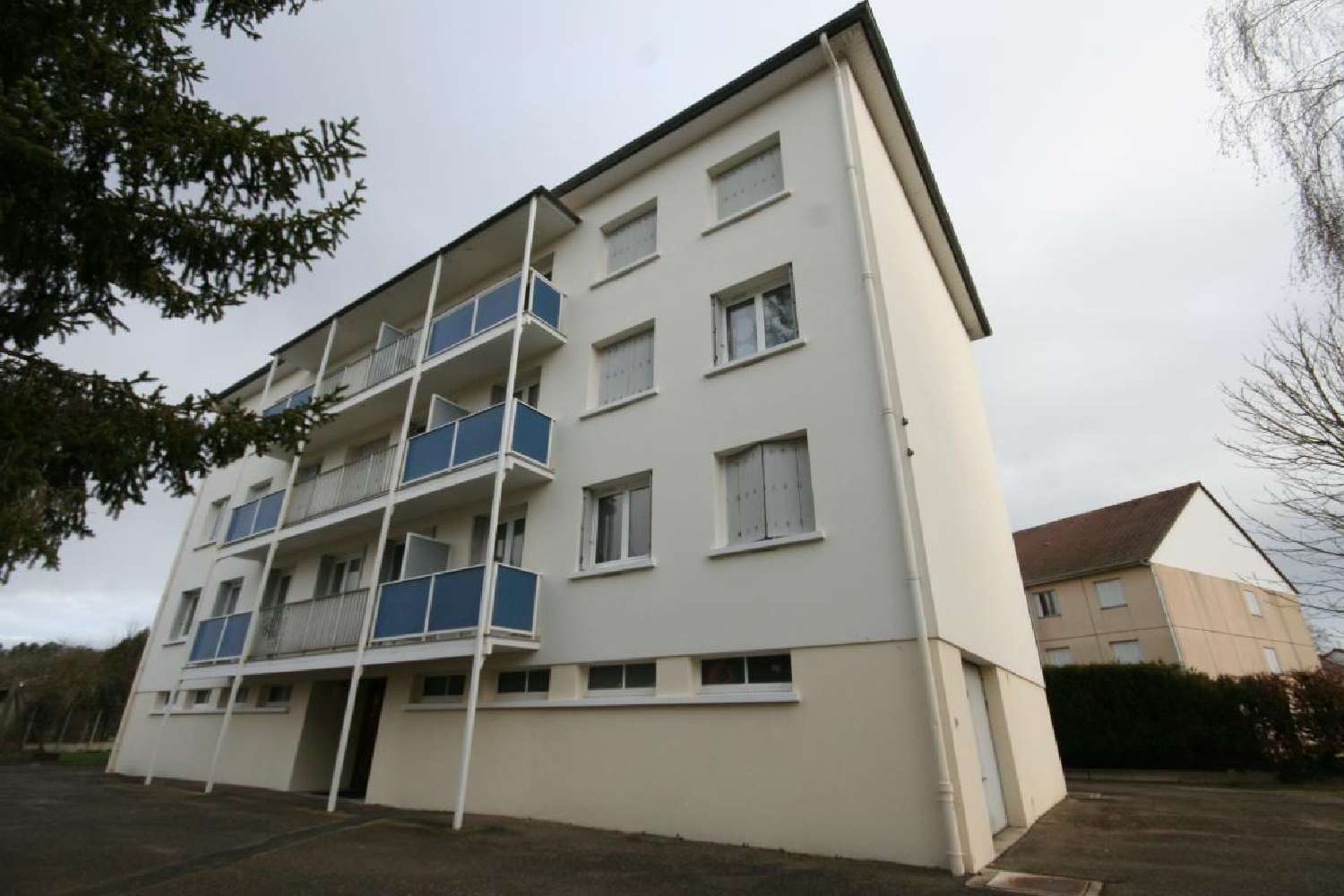  à vendre appartement Saint-Amand-Montrond Cher 2