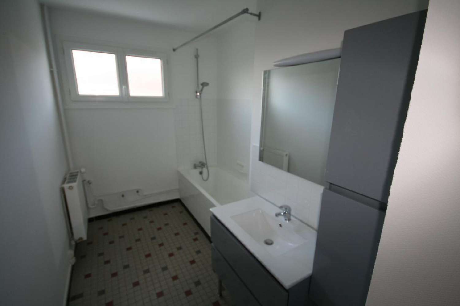  à vendre appartement Saint-Amand-Montrond Cher 5