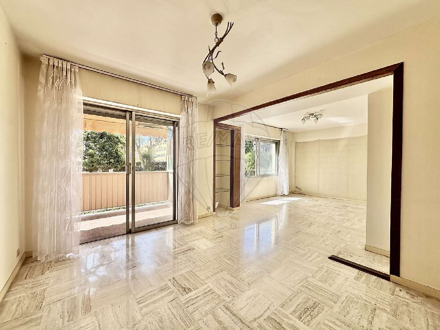  for sale apartment Saint-Laurent-du-Var Alpes-Maritimes 1