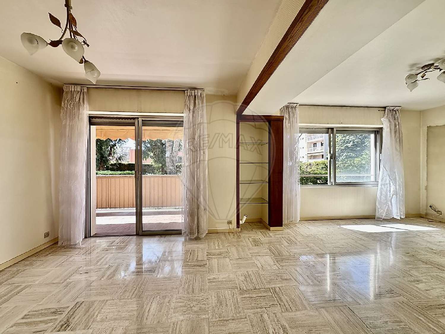  for sale apartment Saint-Laurent-du-Var Alpes-Maritimes 4