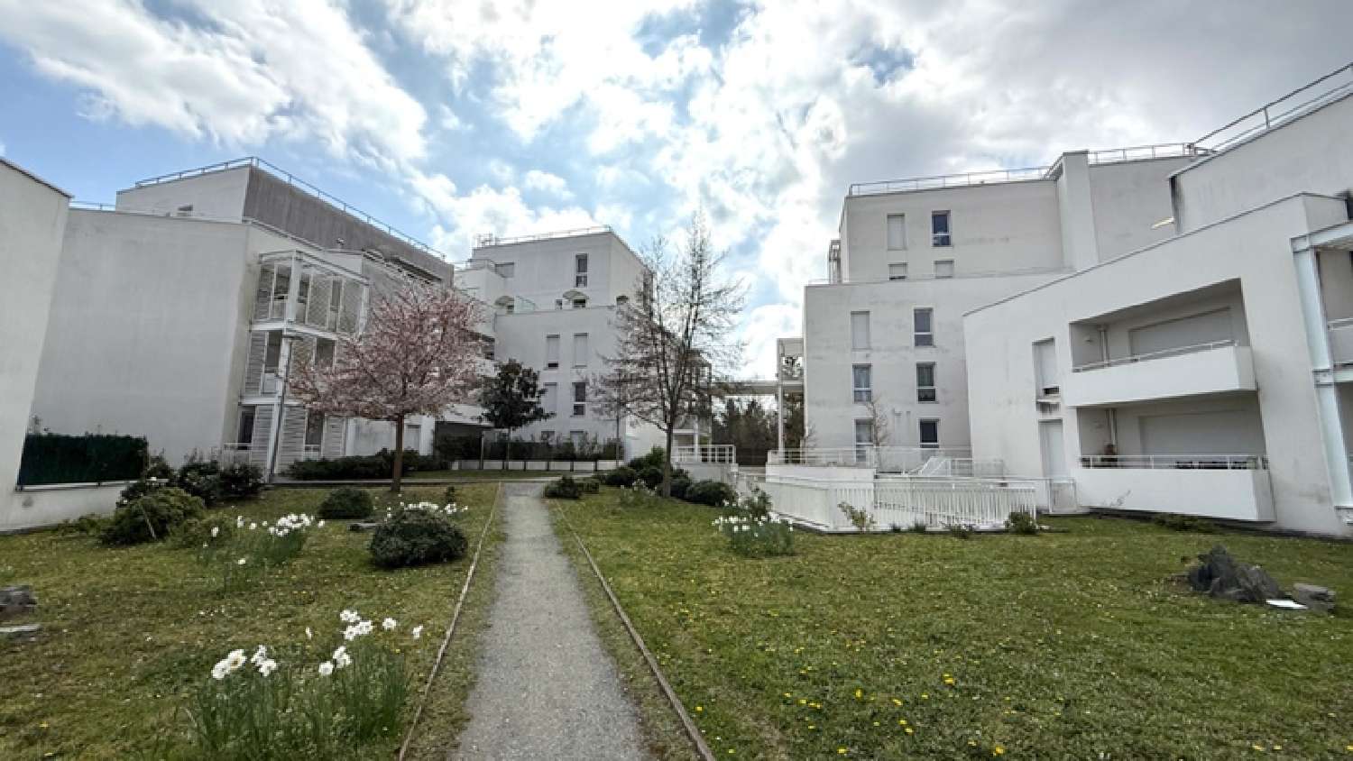  te koop appartement Saint-Médard-en-Jalles Gironde 2
