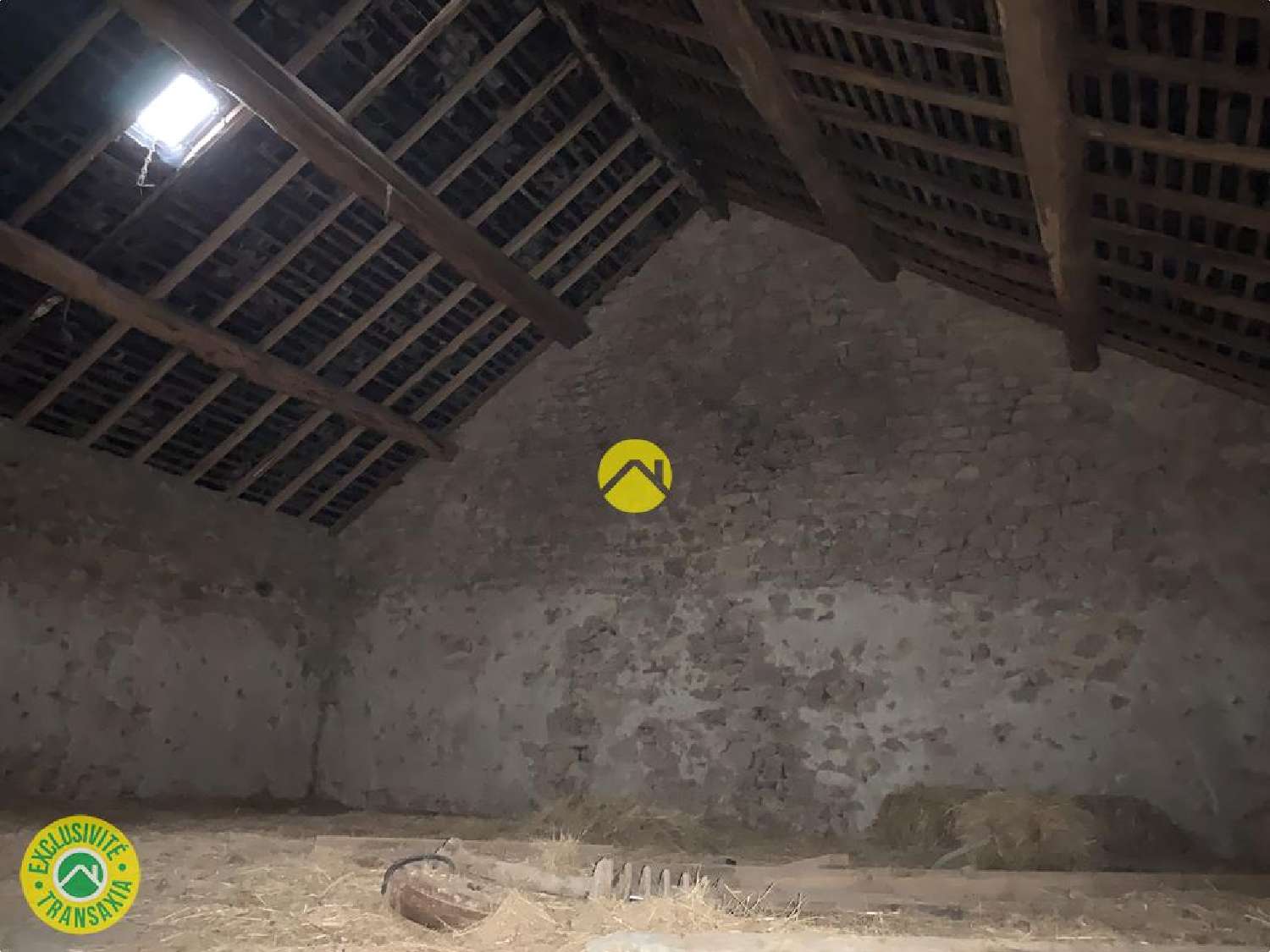  for sale barn Boussac Creuse 6