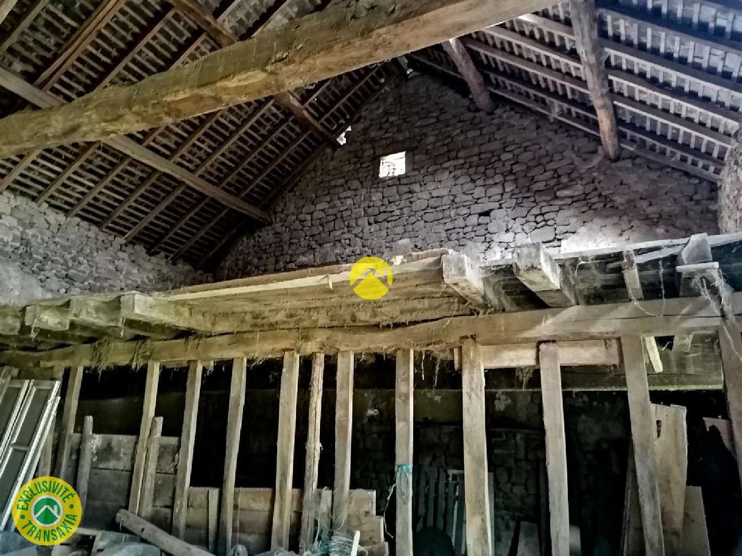  for sale barn Boussac Creuse 7