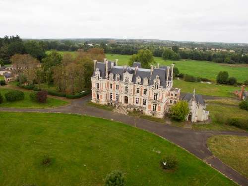 Tours Indre-et-Loire castle foto 7060039