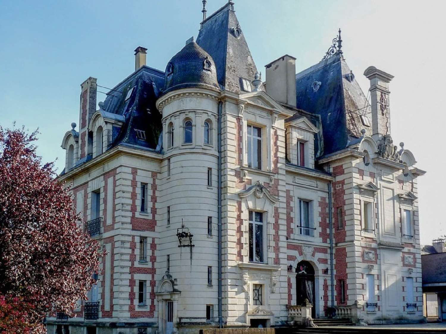  kaufen Schloss Le Mans Sarthe 1