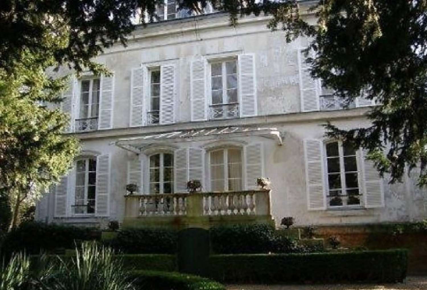  for sale castle Montfort-l'Amaury Yvelines 3
