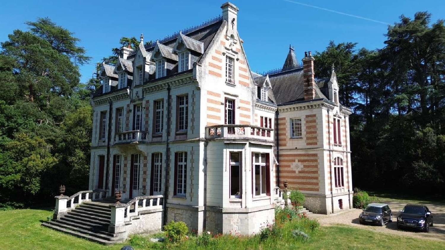  te koop kasteel Tours Indre-et-Loire 2