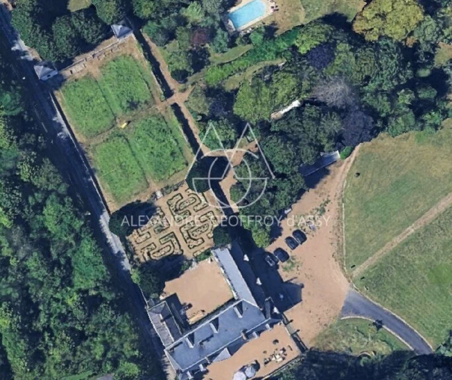  te koop kasteel Tours Indre-et-Loire 3