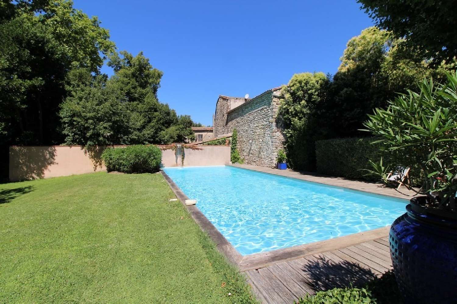 kaufen Schloss Uzès Gard 4