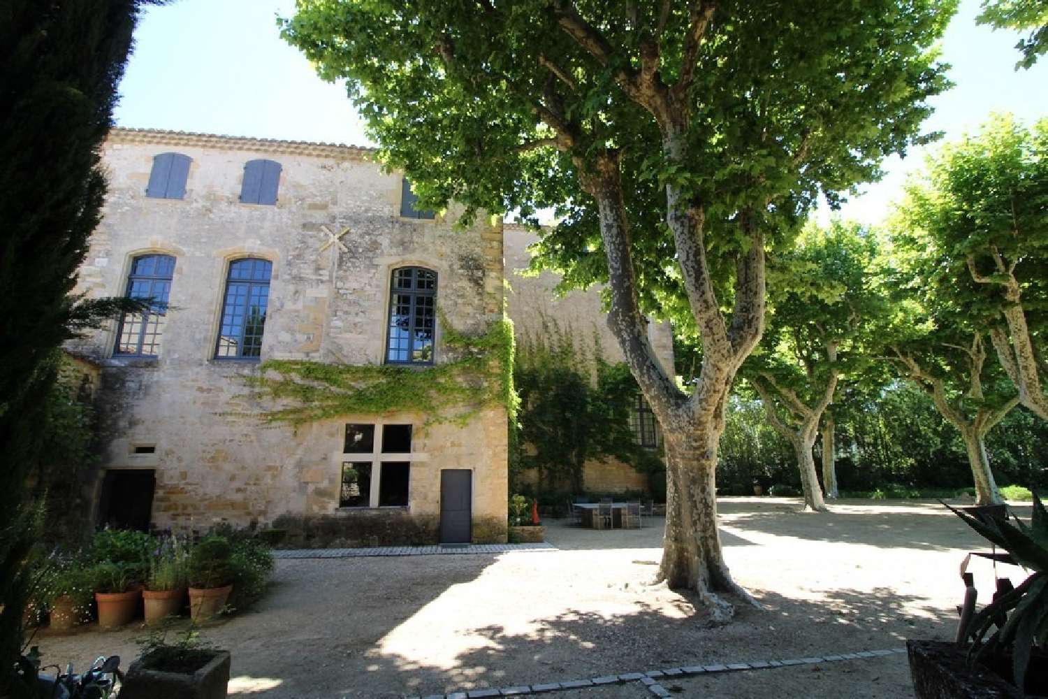  kaufen Schloss Uzès Gard 5