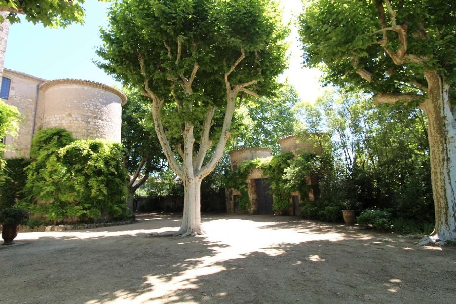  kaufen Schloss Uzès Gard 6