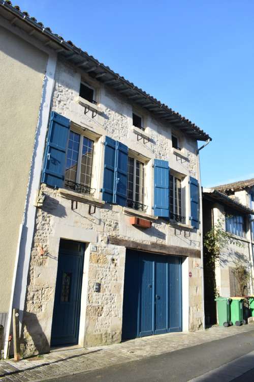 Champeaux Deux-Sèvres Stadthaus Bild 7067087