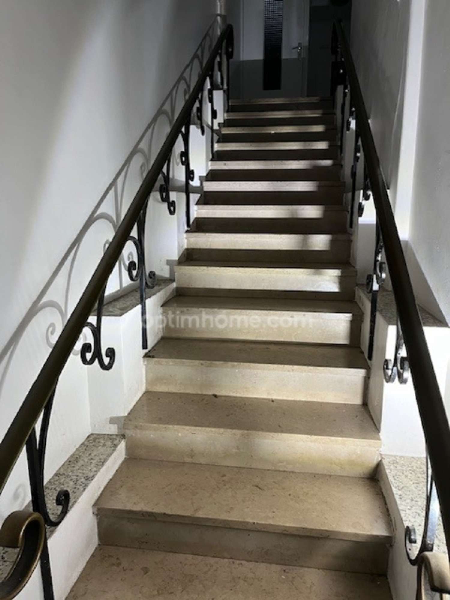  te koop stadshuis Étain Meuse 2