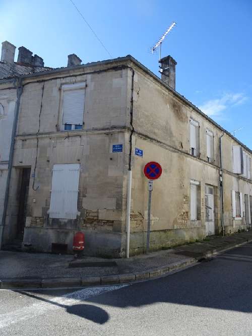 Rouillac Charente stadshuis foto 7061046