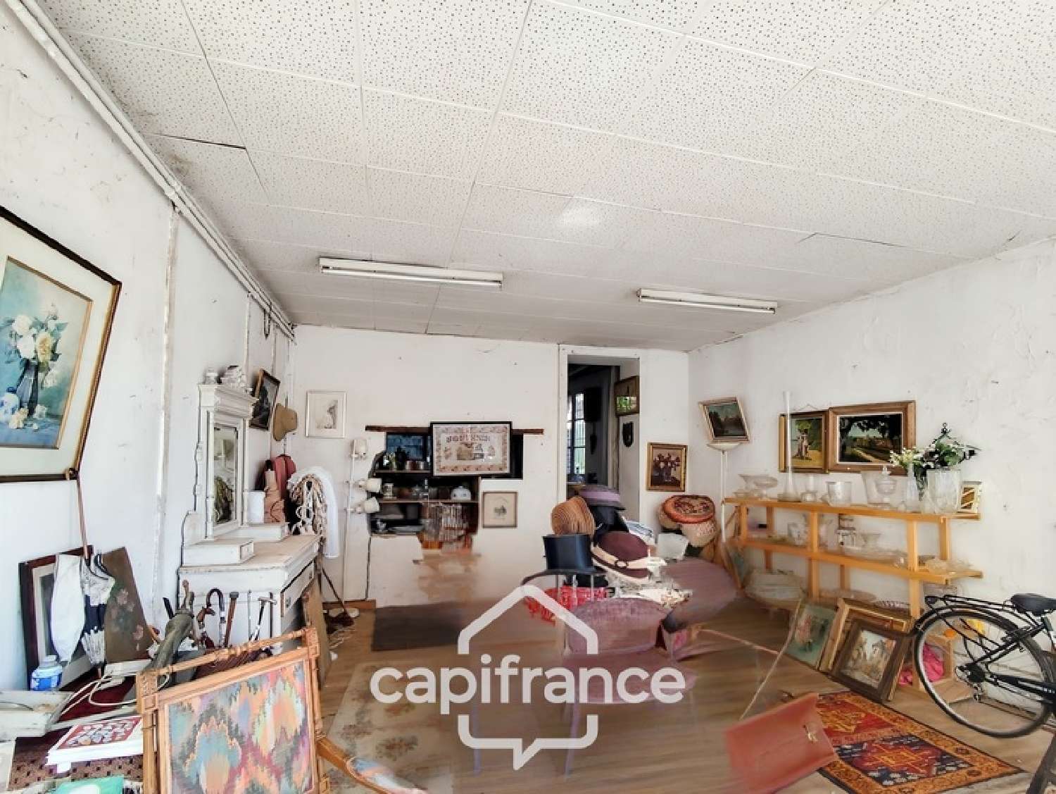  te koop bedrijfsruimte/ kantoor Bessé-sur-Braye Sarthe 3
