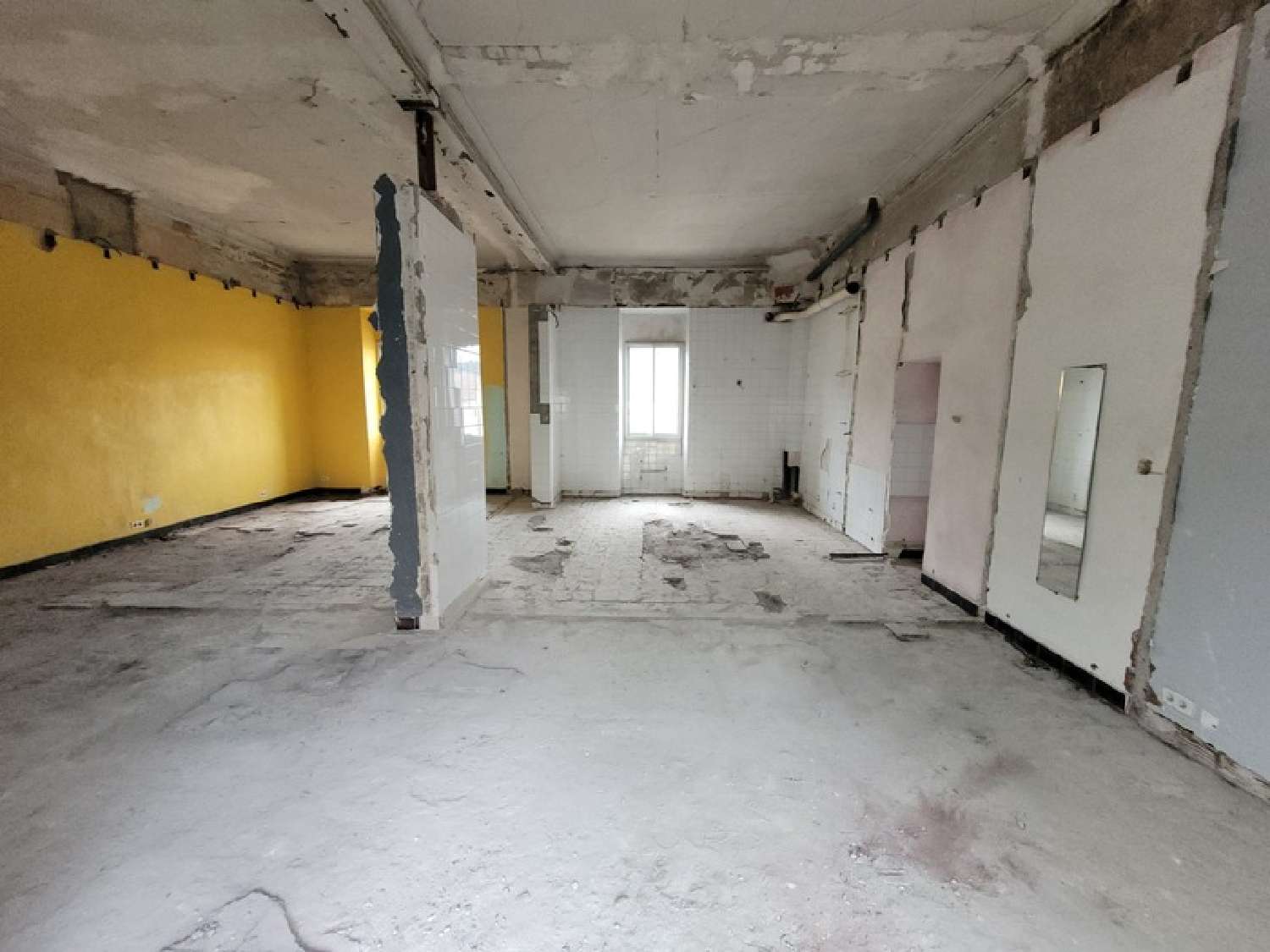  en venta local comercial La Grand'Combe Gard 6