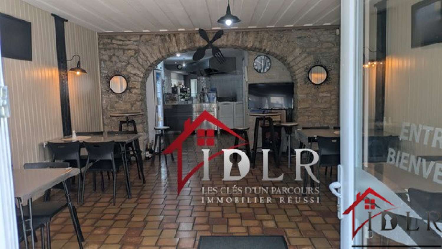  te koop bedrijfsruimte/ kantoor Lons-le-Saunier Jura 3
