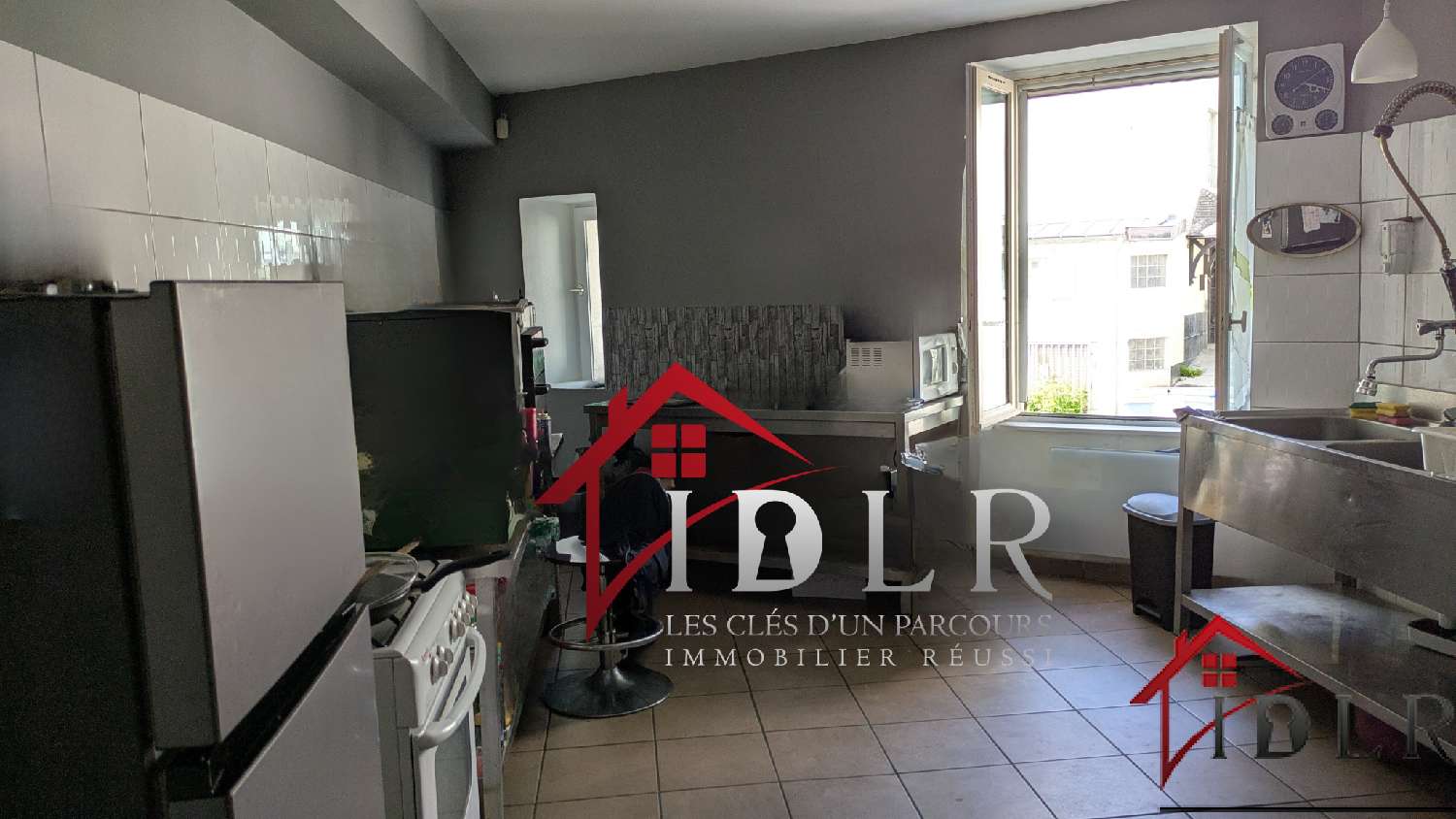  te koop bedrijfsruimte/ kantoor Lons-le-Saunier Jura 6