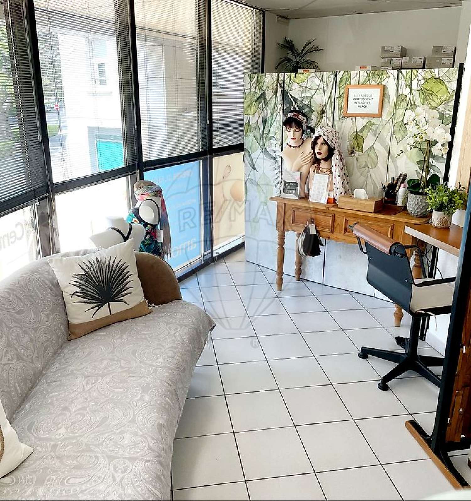  te koop bedrijfsruimte/ kantoor Nîmes Gard 2