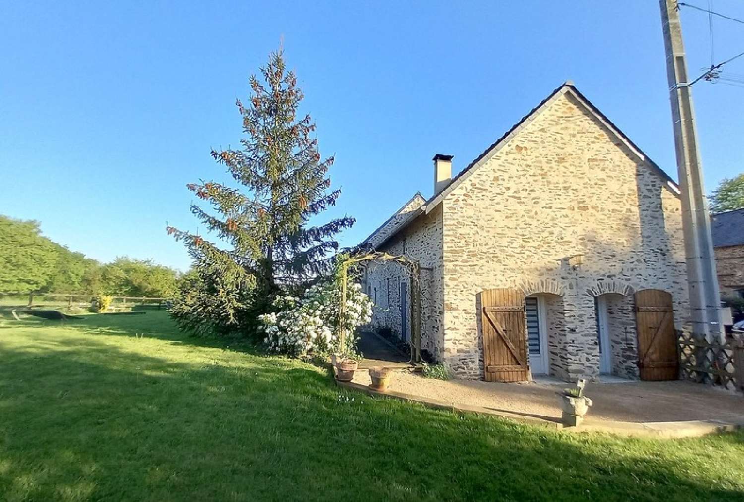  te koop landgoed Argentré Mayenne 2