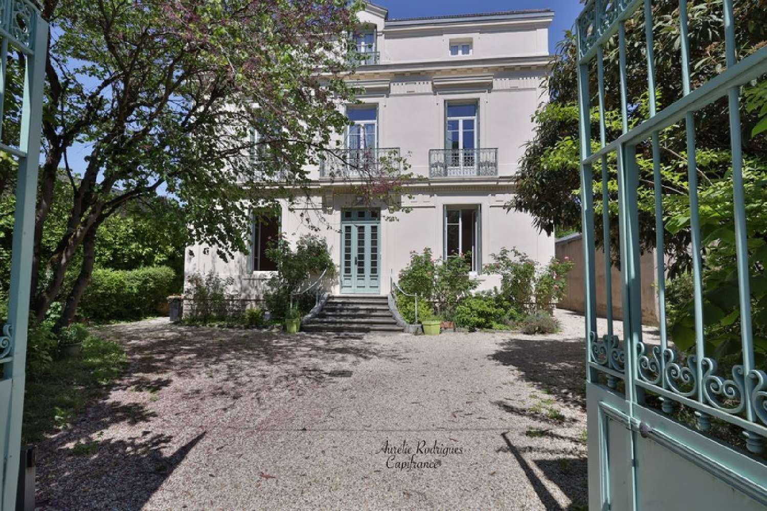  à vendre propriété Bourg-en-Bresse Ain 1