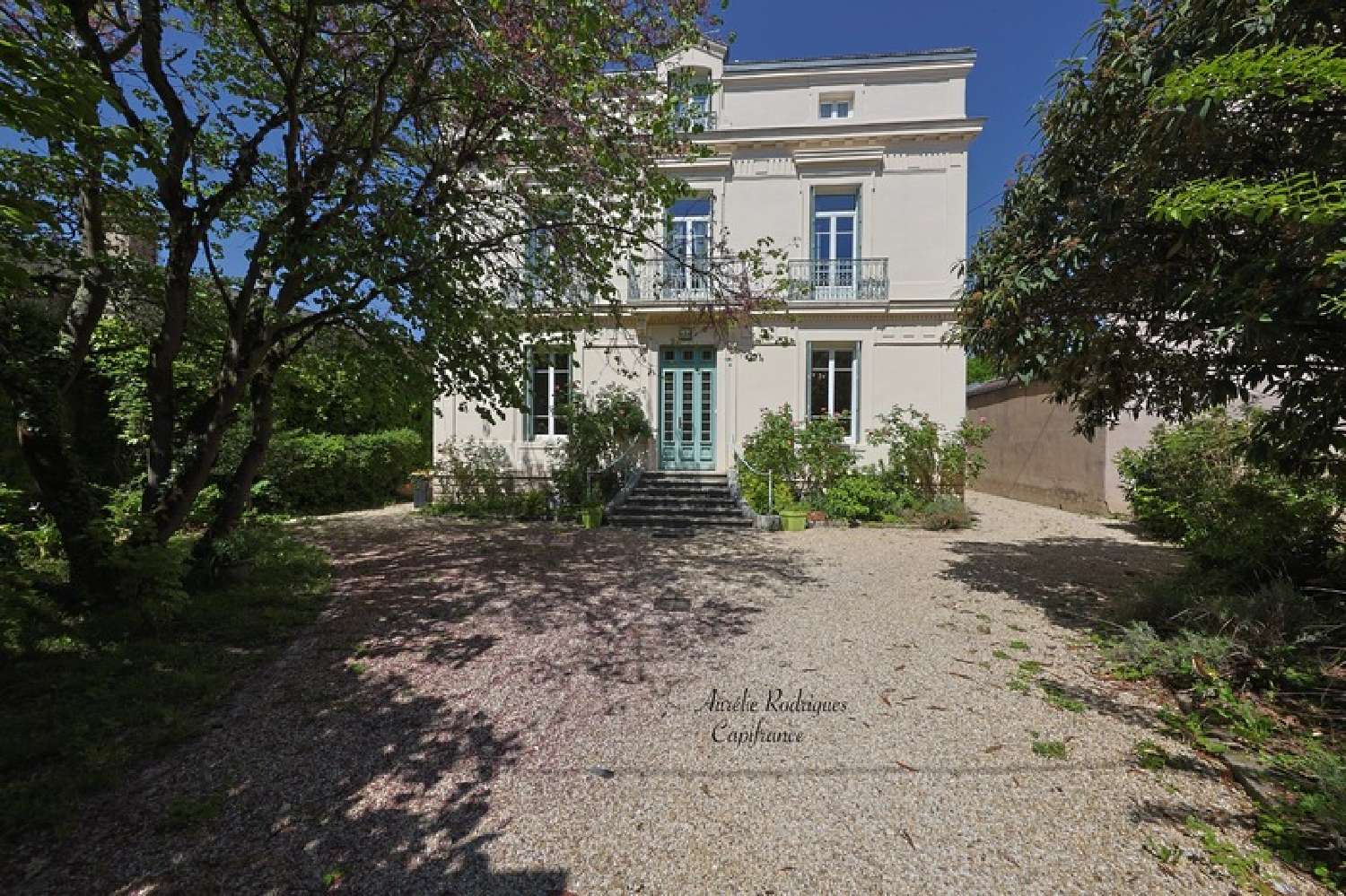  à vendre propriété Bourg-en-Bresse Ain 2