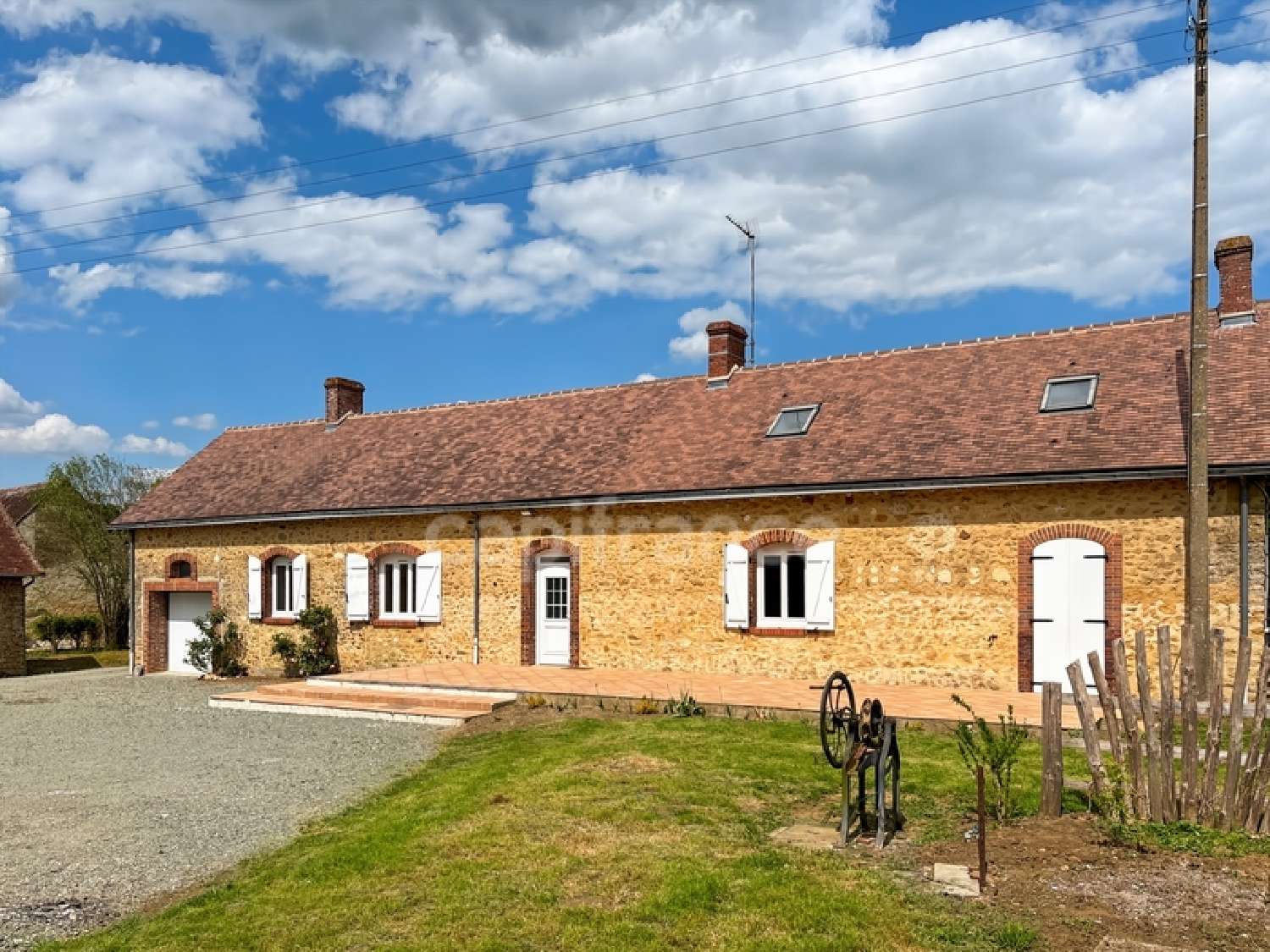 à vendre ferme Dollon Sarthe 1