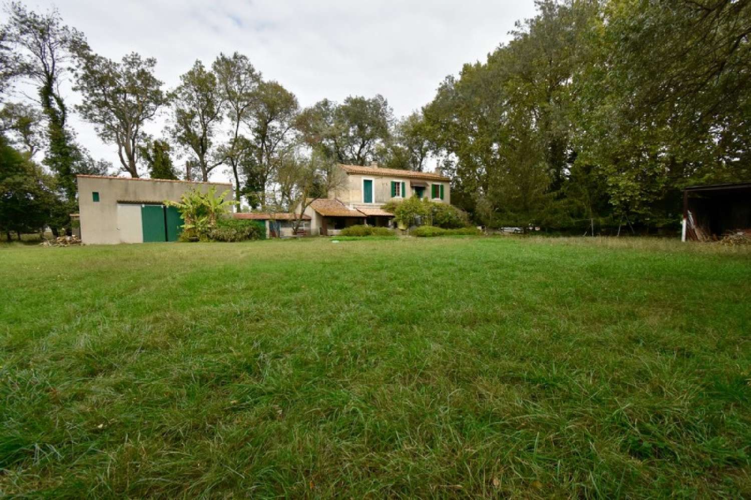  for sale farm Fontvieille Bouches-du-Rhône 2